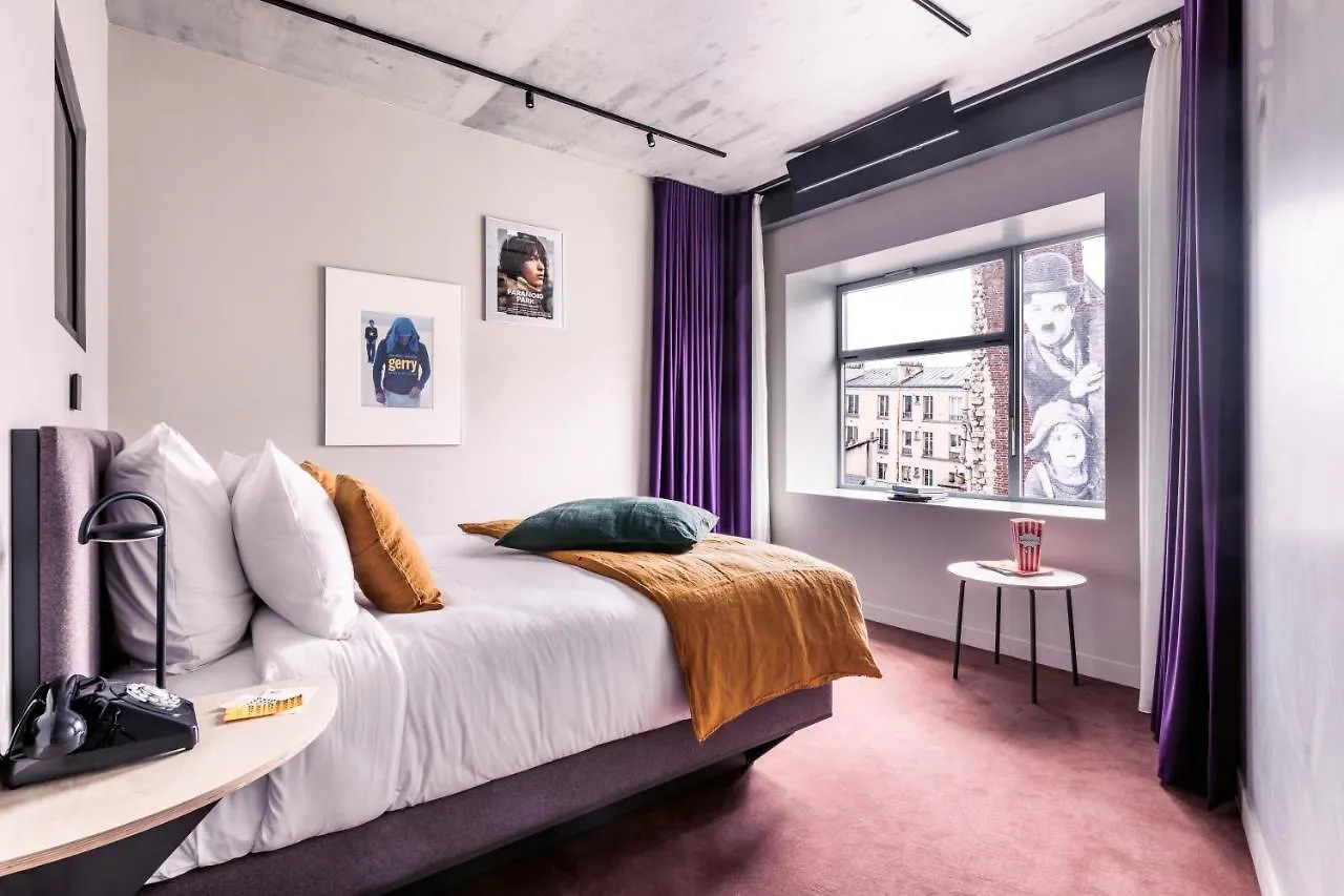 Hotel Paradiso contacts