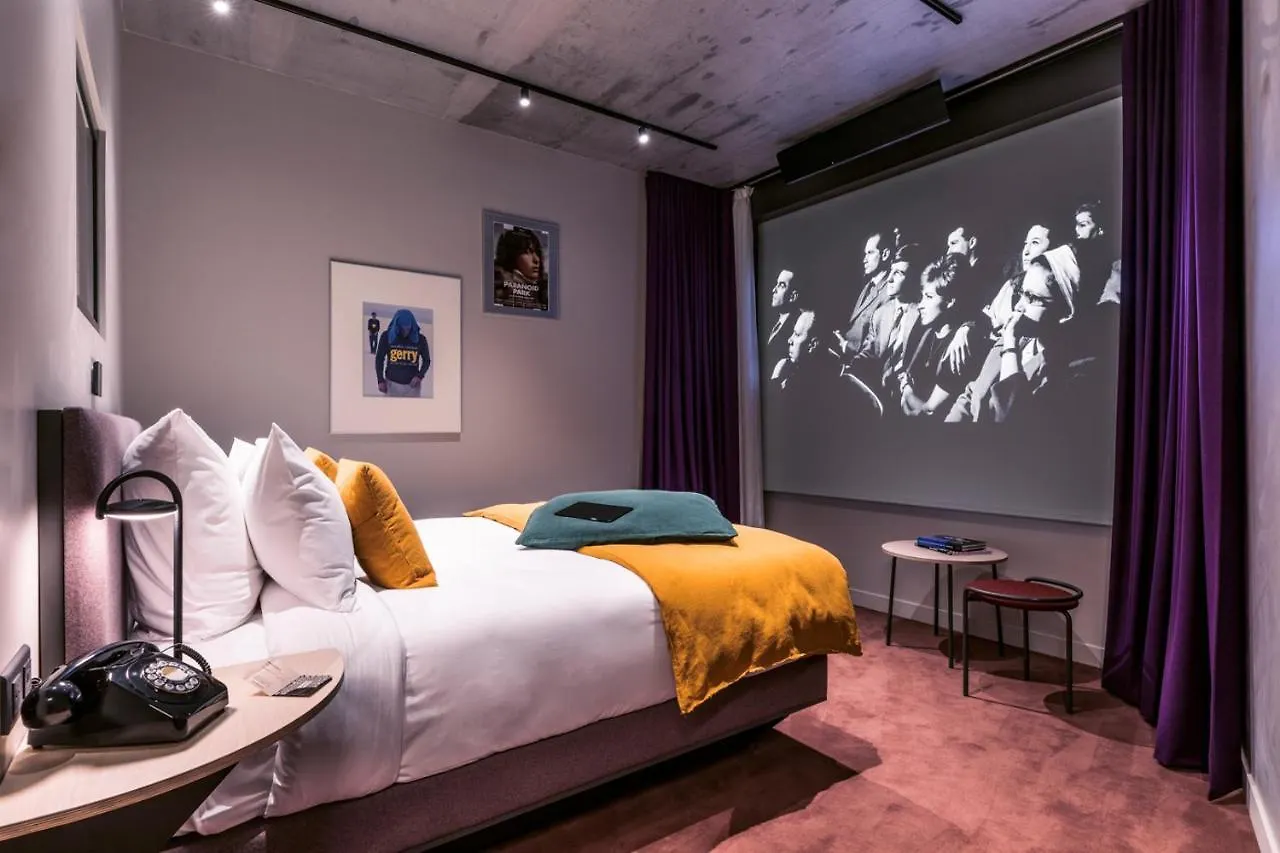Hotel Paradiso Paris